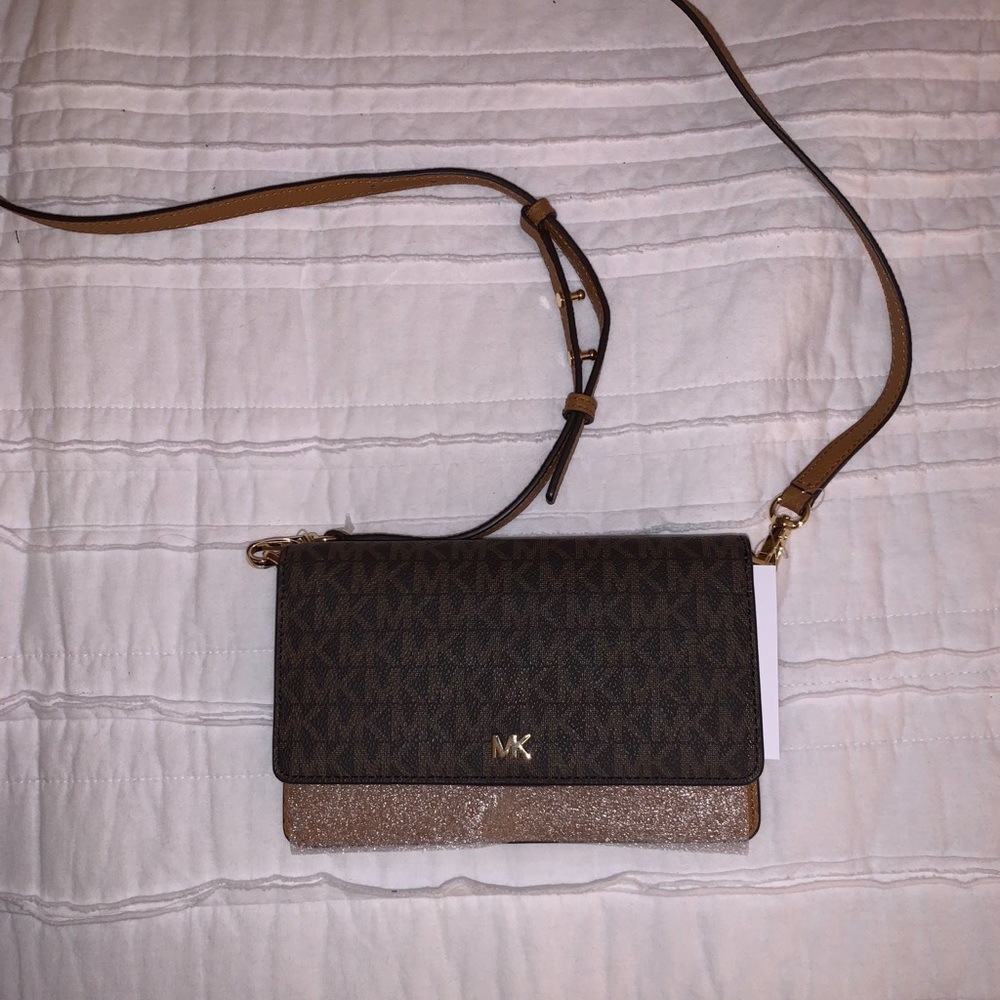 MICHAEL KORS PHONE WALLET PURSE CROSSBODY NWT